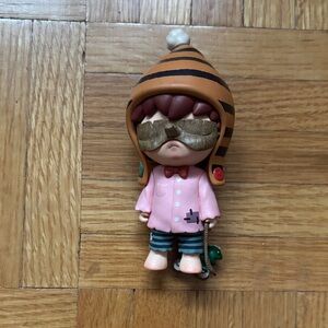 Hirono echo series-daydreaming